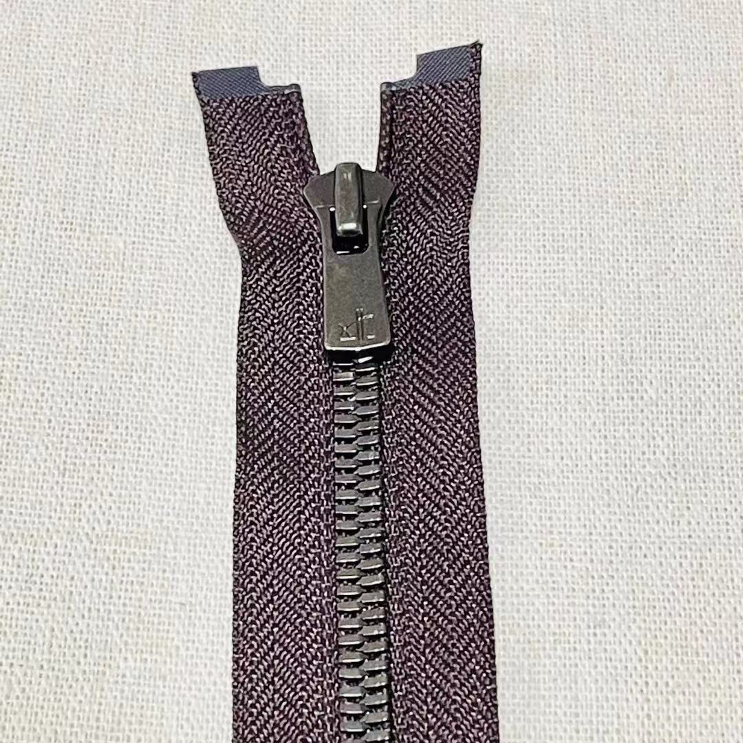 YKK高端拉鏈EXCELLA系列，5號(hào)金屬雙開(kāi)右插玉米牙煙槍色